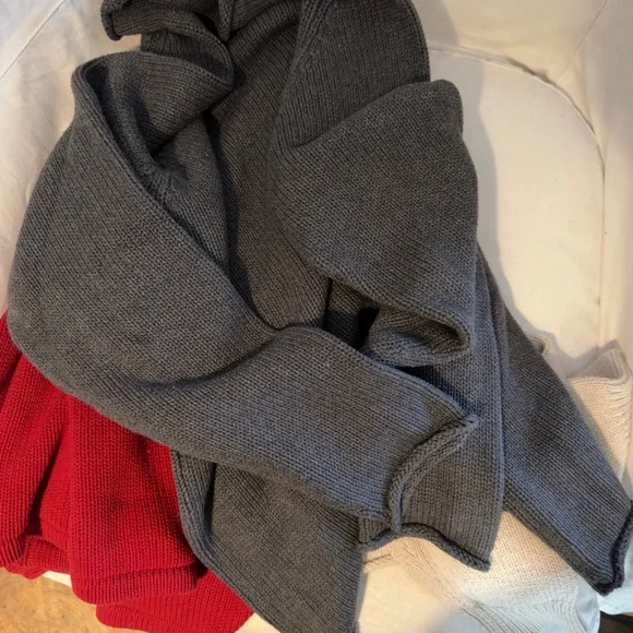 Classic J. Crew Charcoal Knit Rollneck Sweater - Picture 4 of 5